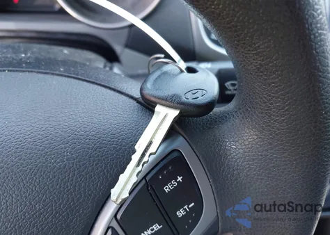 2016 Hyundai Elantra Se from USA, damaged, VIN 5NPDH4AE8GH766809